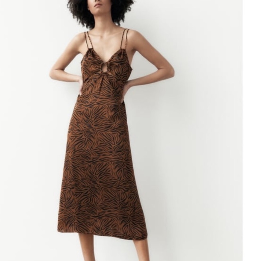 ZARA ANIMAL PRINT DRESS
BLACK - Picture 4 of 7